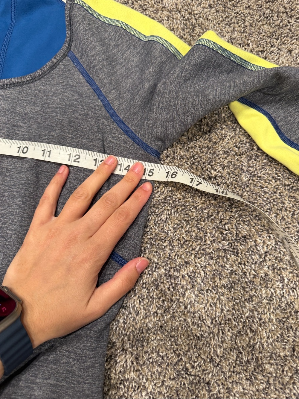 Lululemon Runder Under Long Sleeve
Limitless Blue / Heathered Coal size 6 EUC - Picture 4 of 4